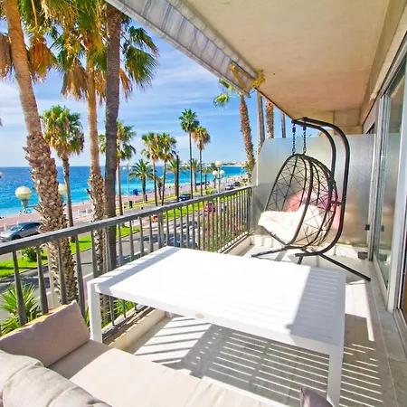 Luxury Sea Front Promenade Апартаменты Ницца