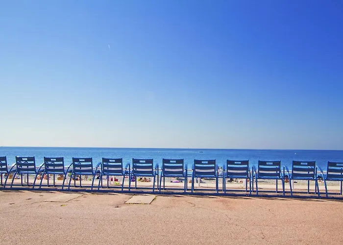 Luxury Sea Front Promenade *