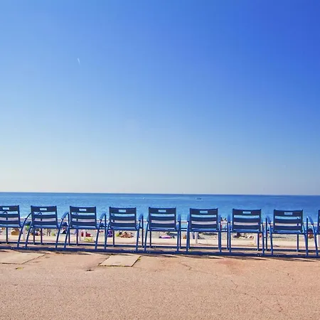 Luxury Sea Front Promenade *