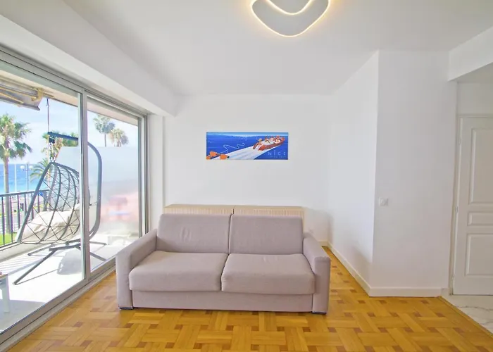 Luxury Sea Front Promenade * Nice